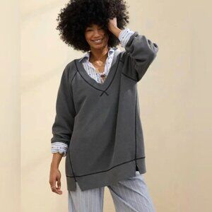 NWOT** Aerie downtime textured V-veck sweatshirt
